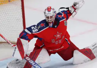 Голкипер ЦСКА Иван Федотов признан лучшим в своем амплуа в КХЛ