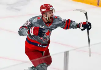 Армеец Григоренко признан лучшим форвардом февраля в КХЛ